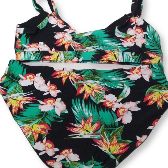 Tropical Floral 2 Piece Bikini Swimsuit - Picture 5 of 5